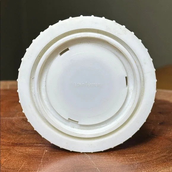 *Mint* KODAK Retina 135mm f4 Telephoto Lens + Case
RARE CONDITION - Picture 8 of 10